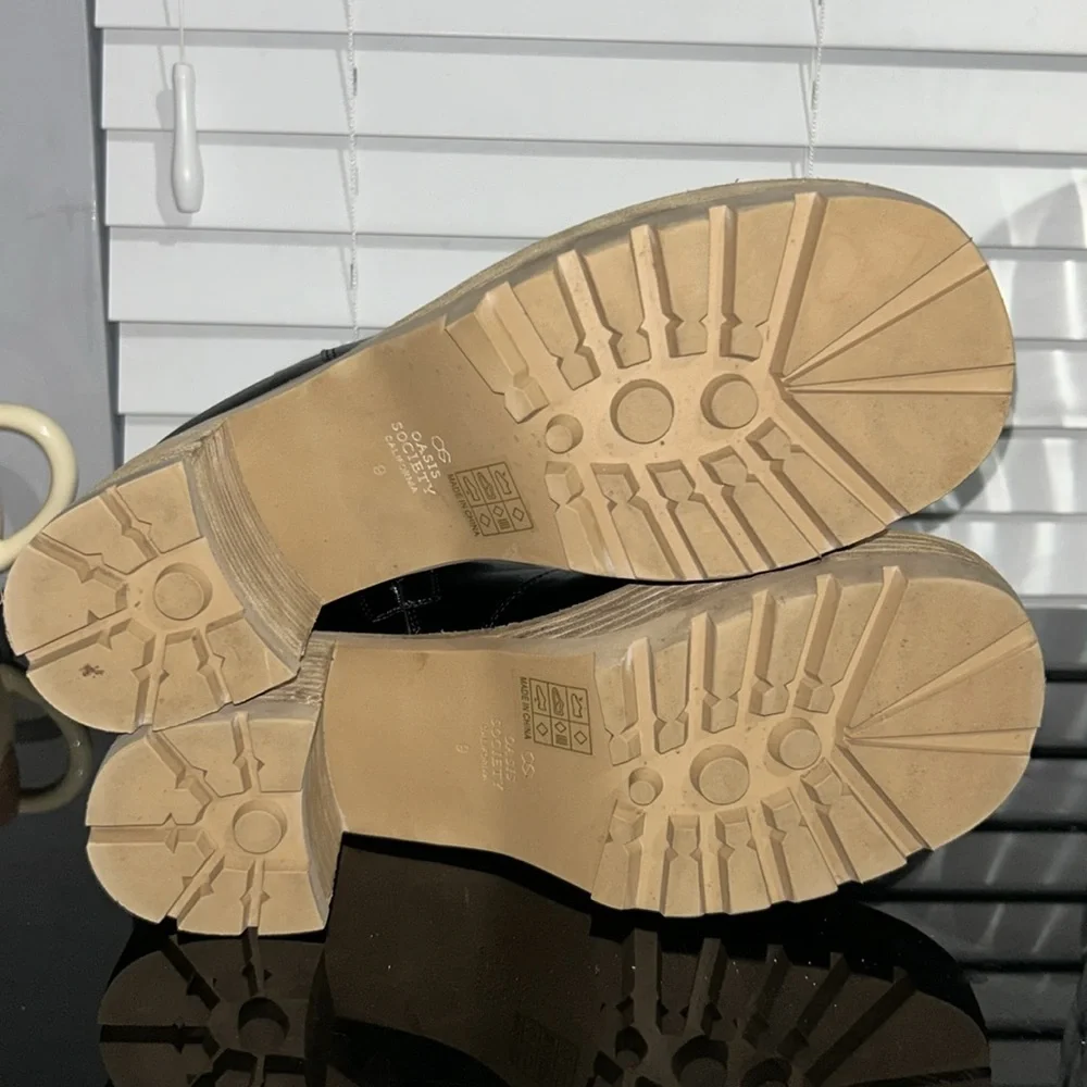 OASIS SOCIETY Aubrey - Platform Paneled Boots